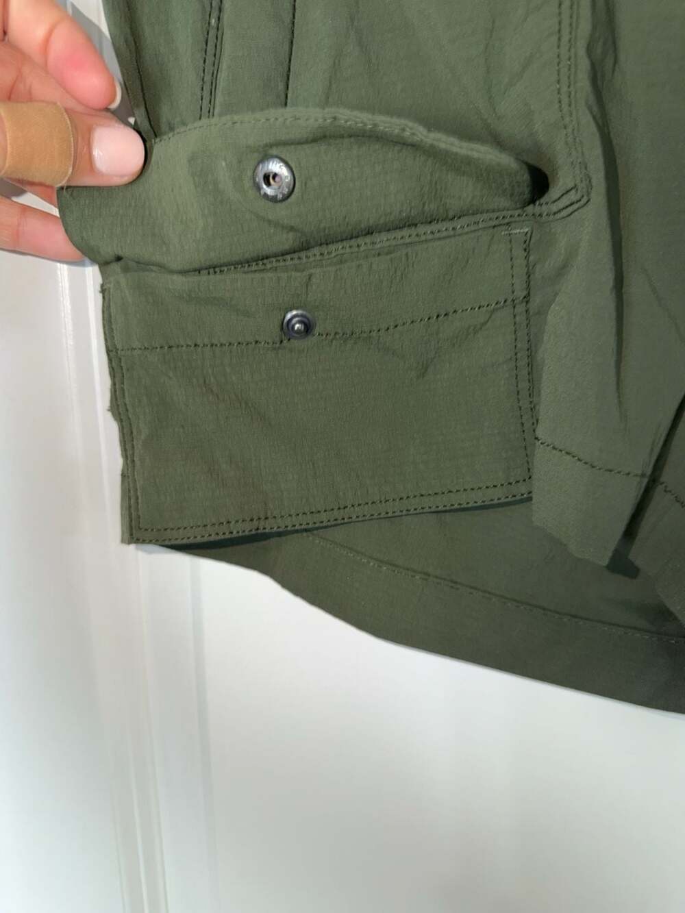 Athleta Trekkie Cargo Hiking Shorts Olive Green Size 4 - Picture 6 of 8